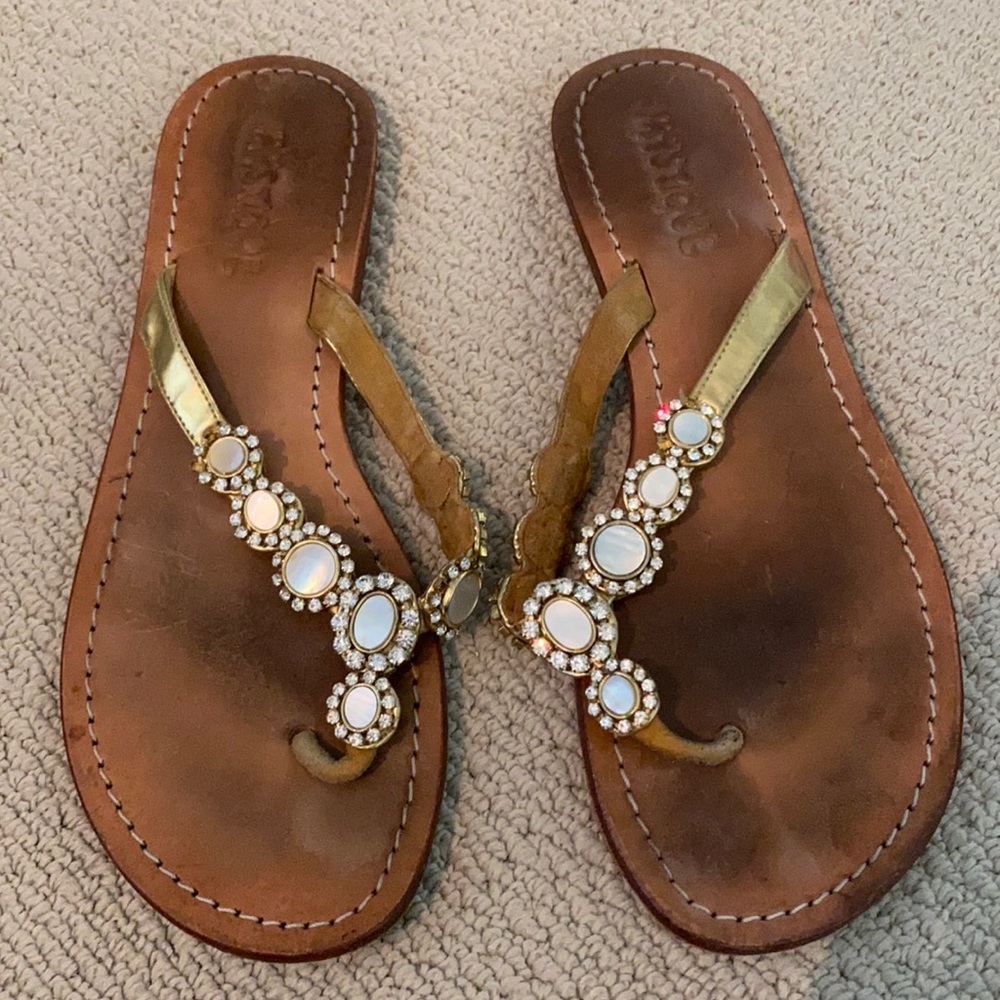 MYSTIQUE SANDALS SIZE 9